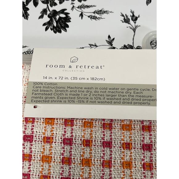 Room and Retreat NWT Table Runner 100% Cotton 14in x 72in Knit Plaid Classic - Picture 5 of 6